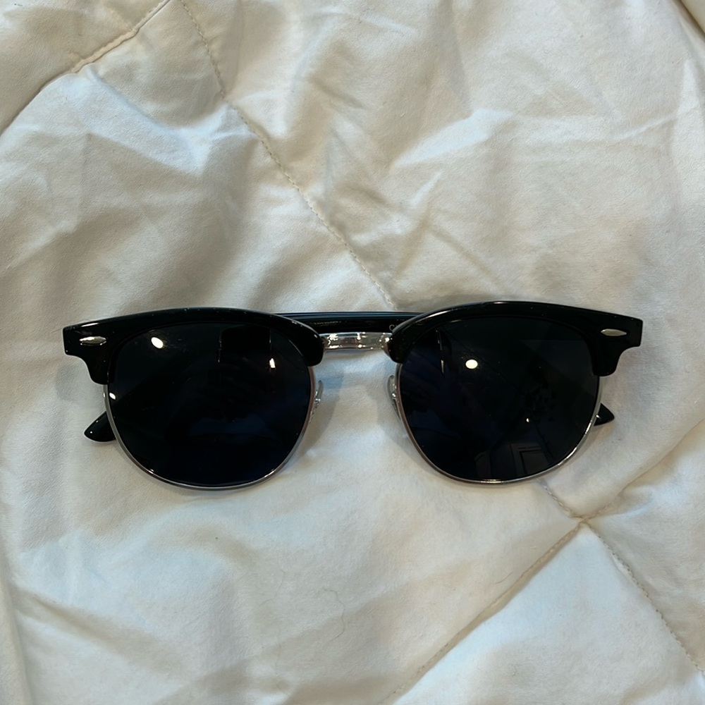 Wearpro black and silver sunglasses.